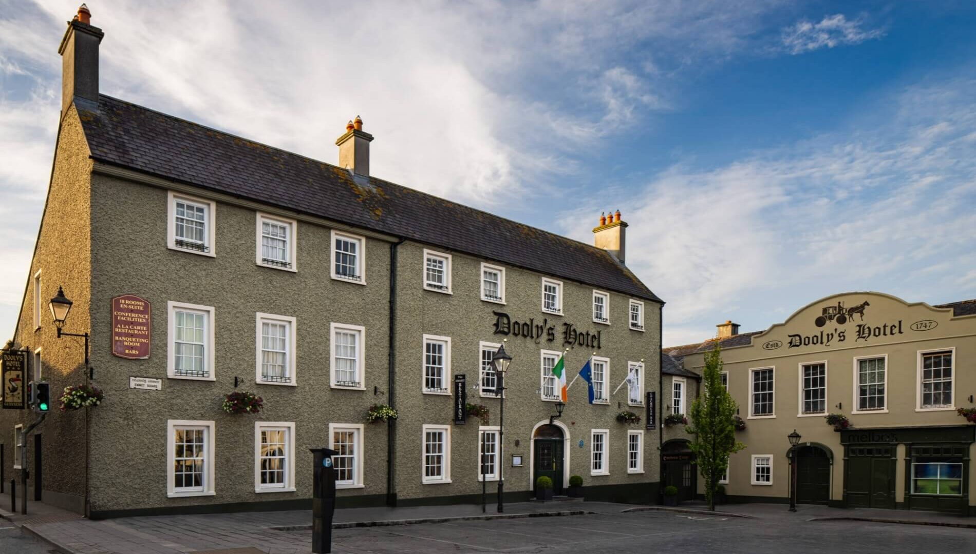 Hero desktop banner single