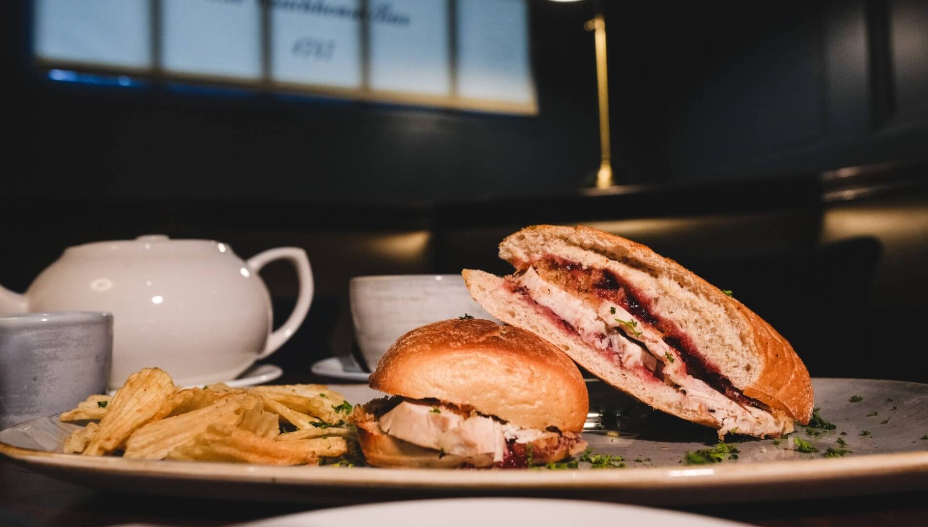 Hero desktop banner single